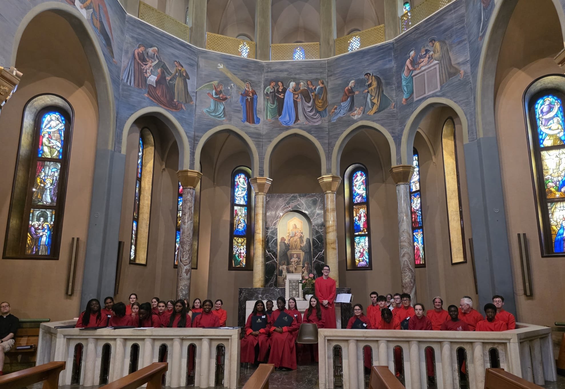 Jem Lowther and Choir in Cascia