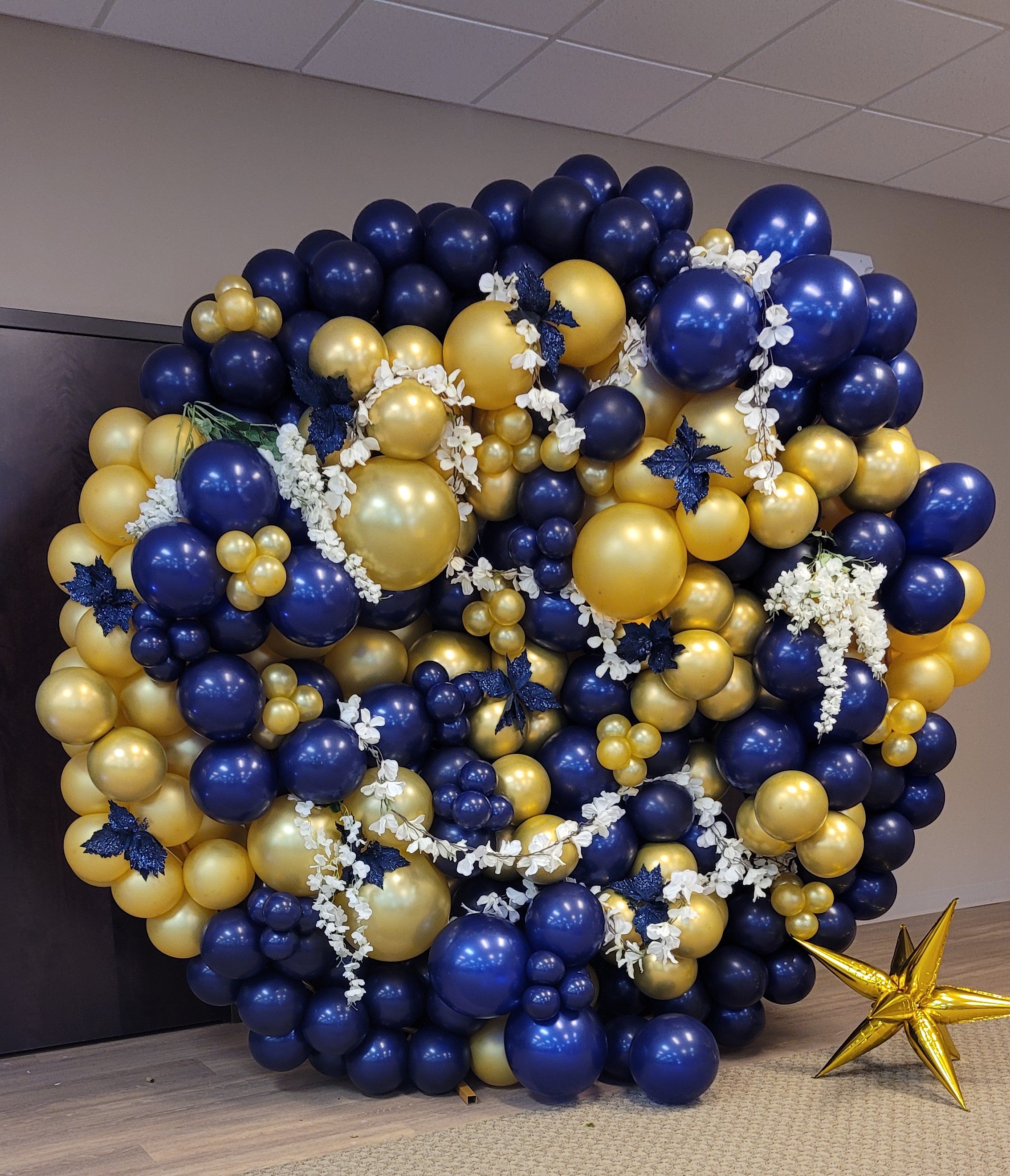 Balloon wall.jpg