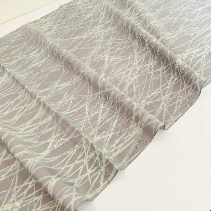Silver Mist Kimono Silk Fabric RU87