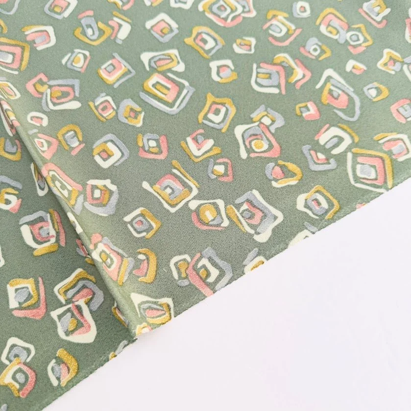 UnUsed Seaform Pebbles Kimono Silk RX9