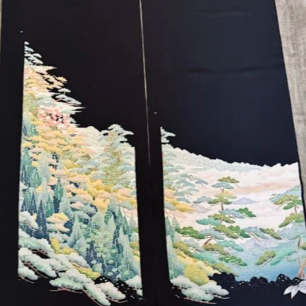 Deep Forest #C#D Tomesode Black Silk ToG17