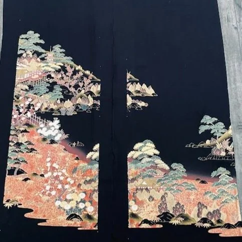Spectacular #C#D Tomesode Black Silk ToF52
