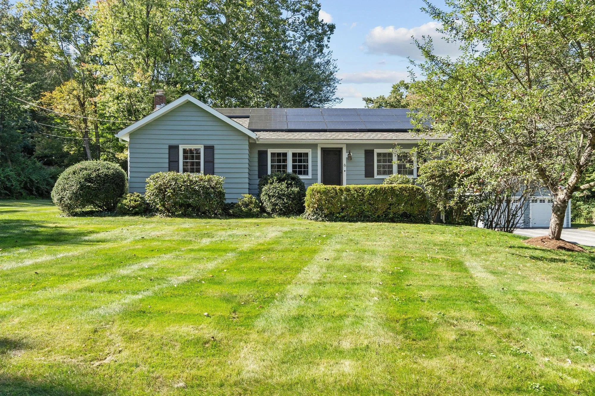 6 Nourse Road Bolton, Massachusetts