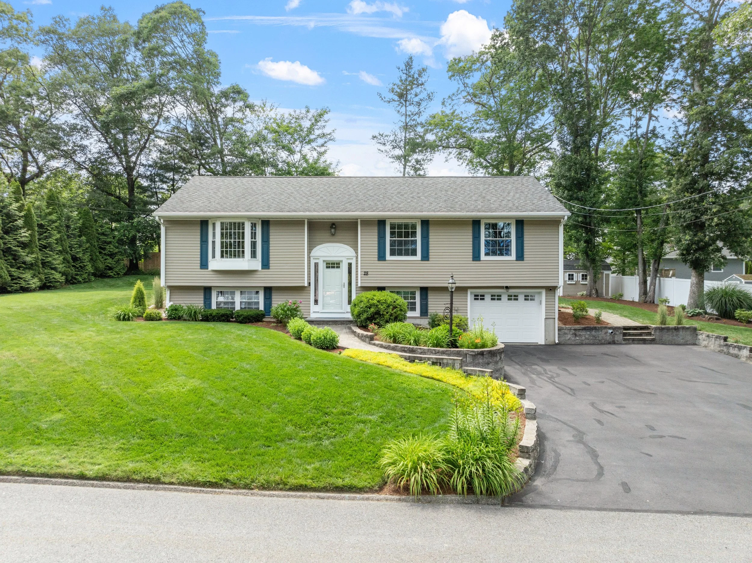 Under Agreement 28 Vinal Street Hudson Massachusetts