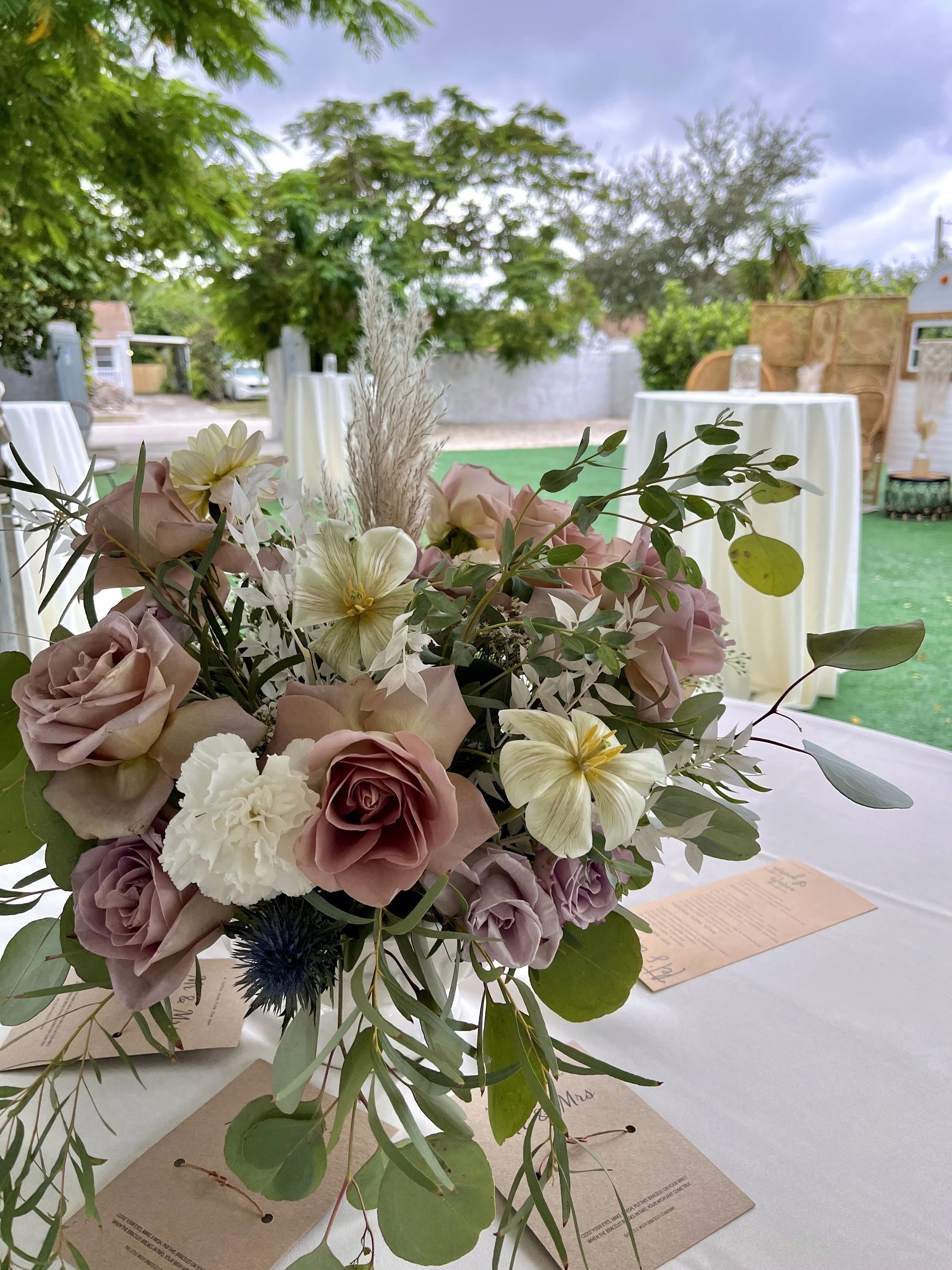 vintage purple wedding flowers, rich hippie's house, palm beach wedding, boho wedding