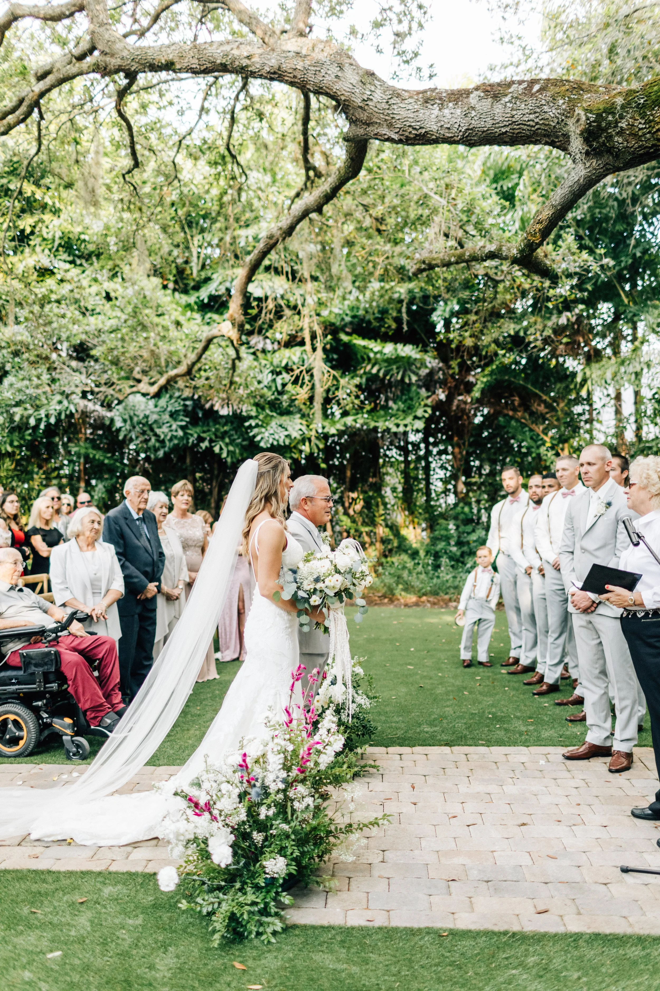 lake house florida venue, rustic wedding, vintage wedding, destination wedding, luxury wedding