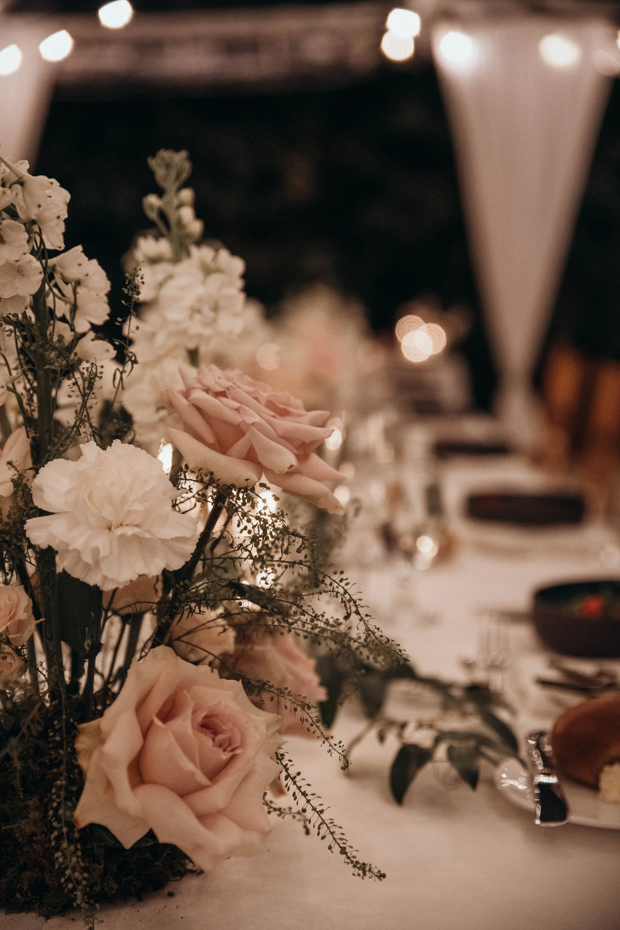 florida wedding, beach wedding, the seagate beach club, wedding arch