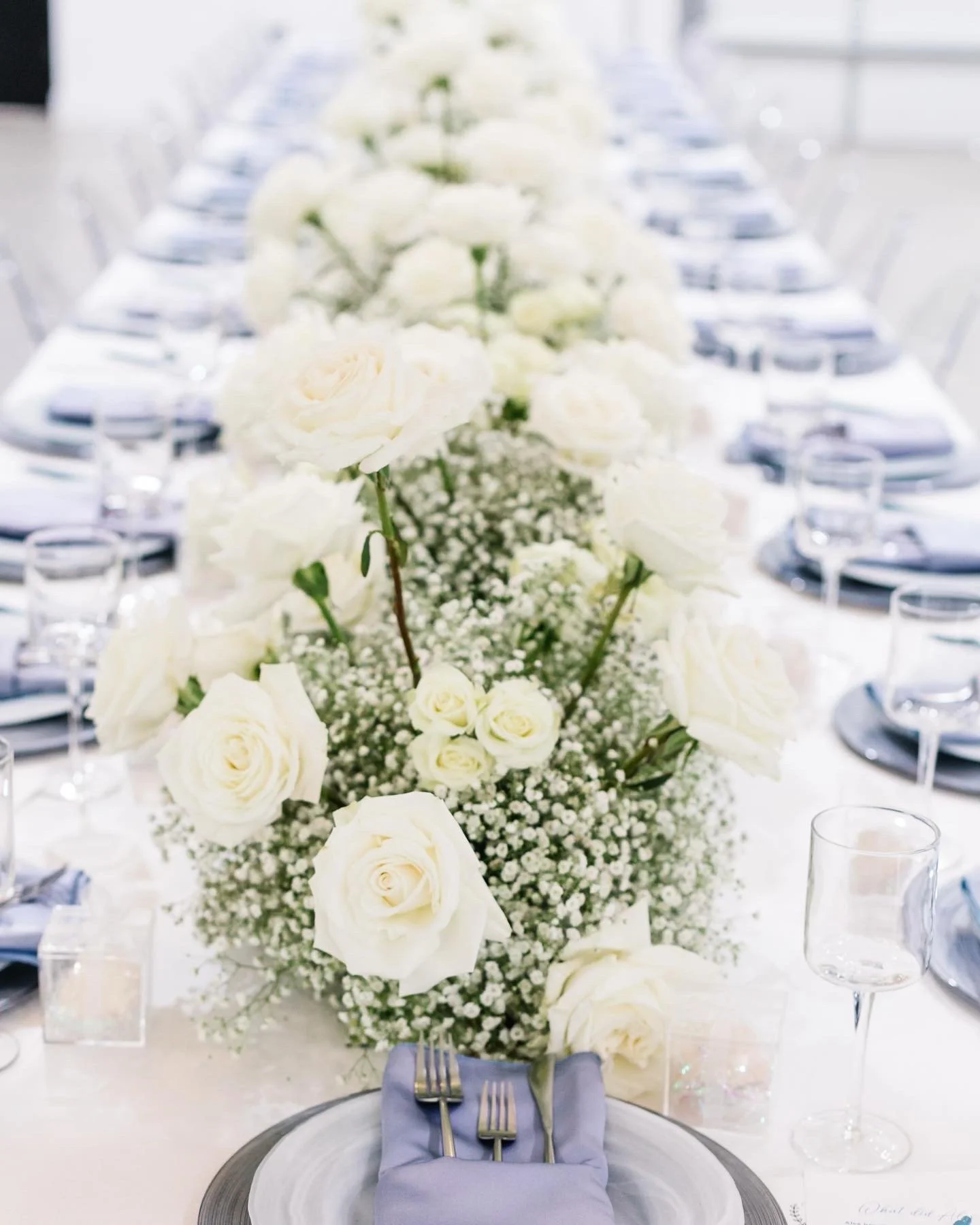 baby's breath wedding, modern floral design, simple white wedding flowers, cloud theme, rainbow roses, unicorn rose, pastel rose