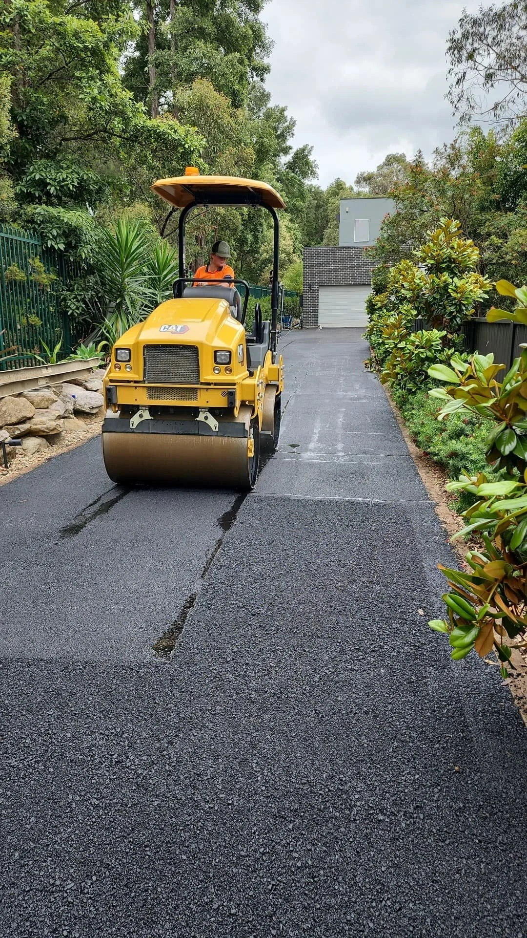 Driveways — SOUTHERN CROSS BITUMEN