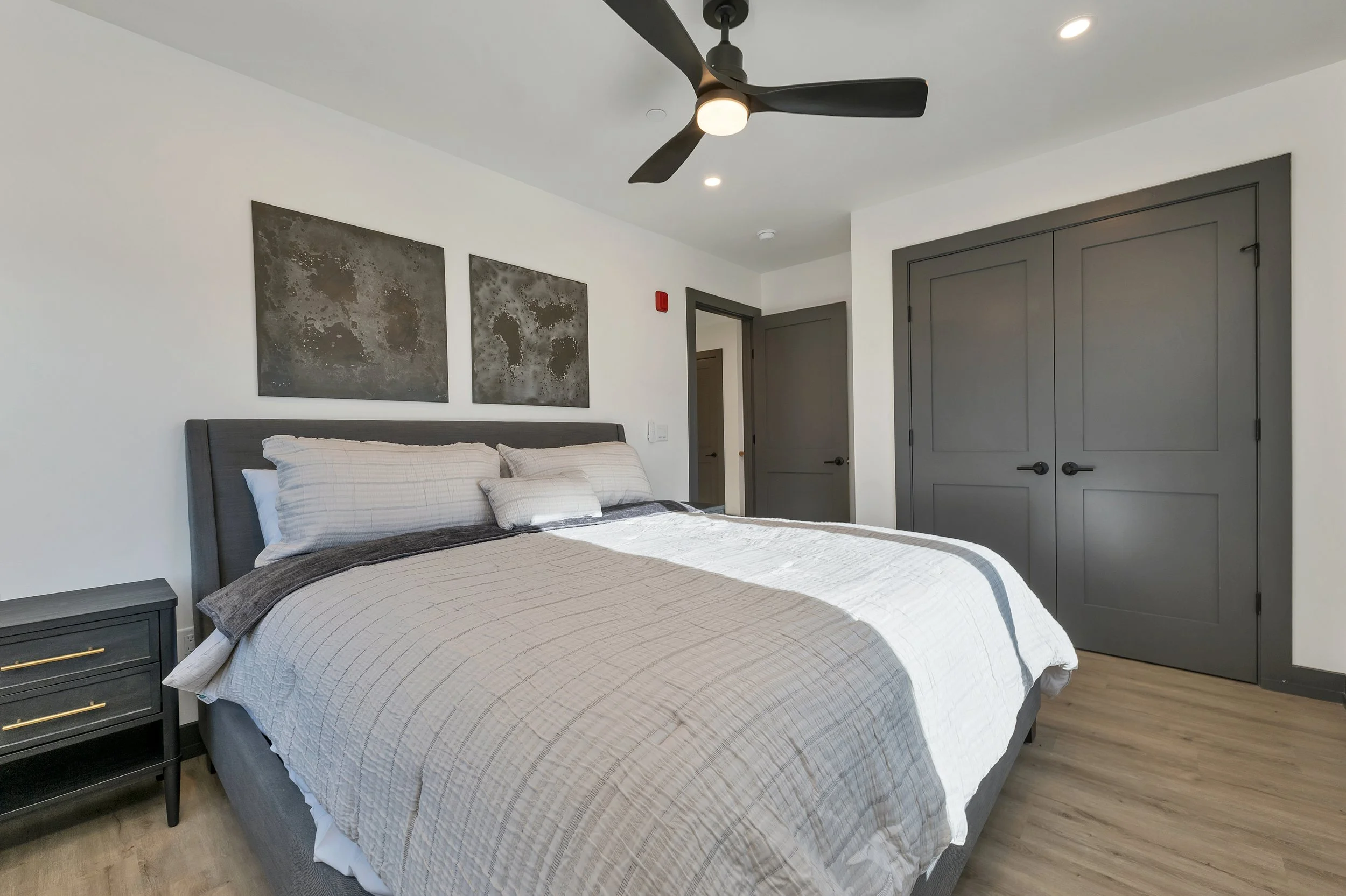 36Unit2EndicottSt-046.jpg