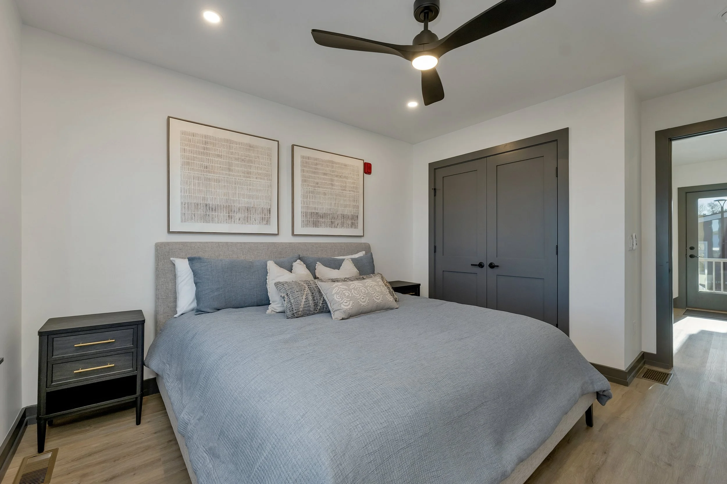 36Unit2EndicottSt-054.jpg
