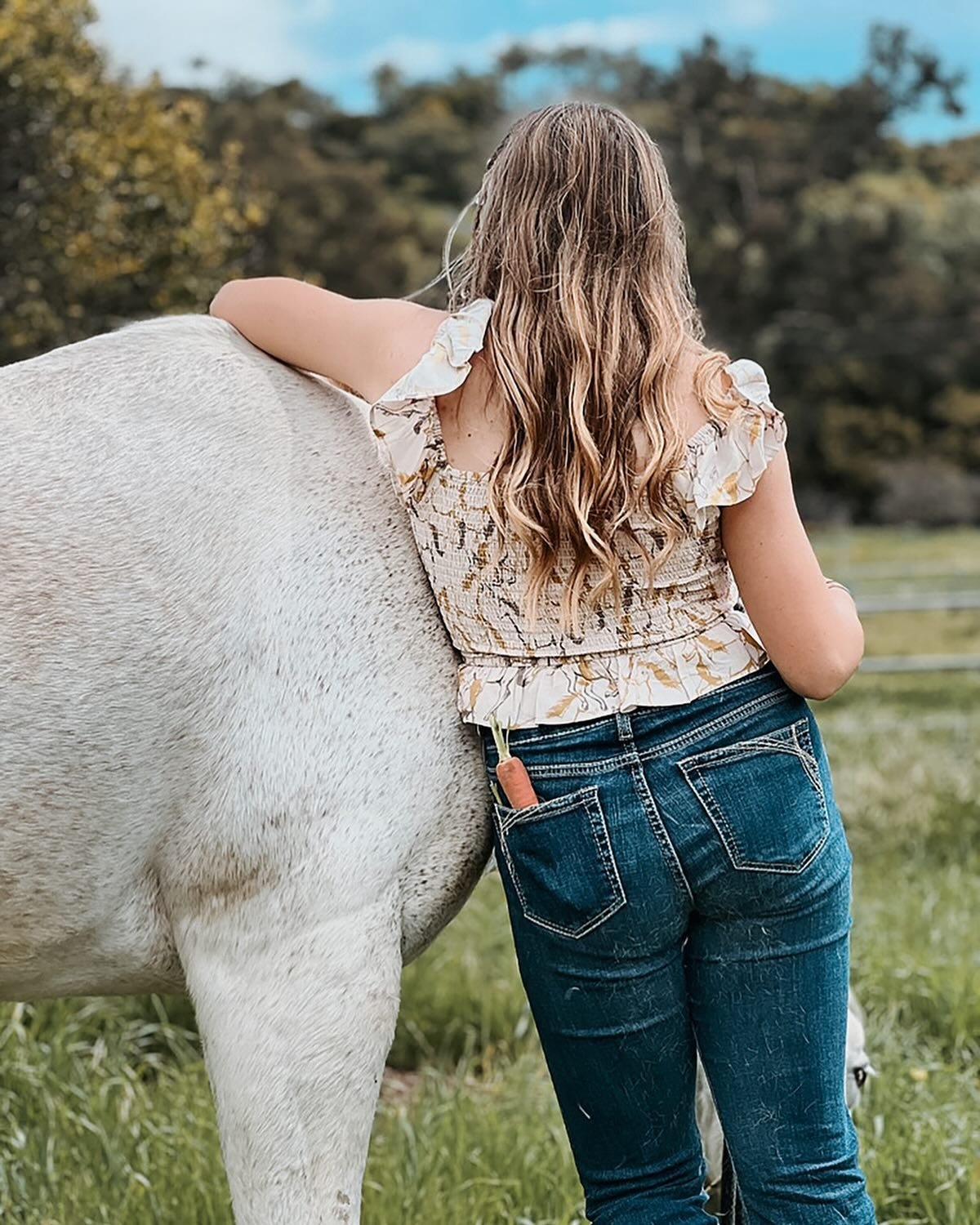 𝘛𝘪𝘮𝘦. It&rsquo;s all so quickly passing by.⁣
⁣
I stand back and observe. A lot.⁣
⁣
Witnessing my girl as she finds her way in this world. A heart so big and loving.⁣
⁣
An unwavering devotion to the care and healing of animals. She&rsquo;s a force