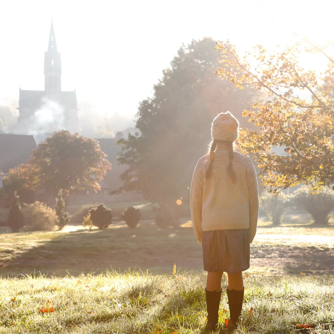 Beauty.⁣
⁣
What makes us stop and soak it all in? Of course, we all seem to define beauty in many different ways, yet there is a universal draw to people, places and things that make us pause for a moment (or longer) and really appreciate beauty. No 