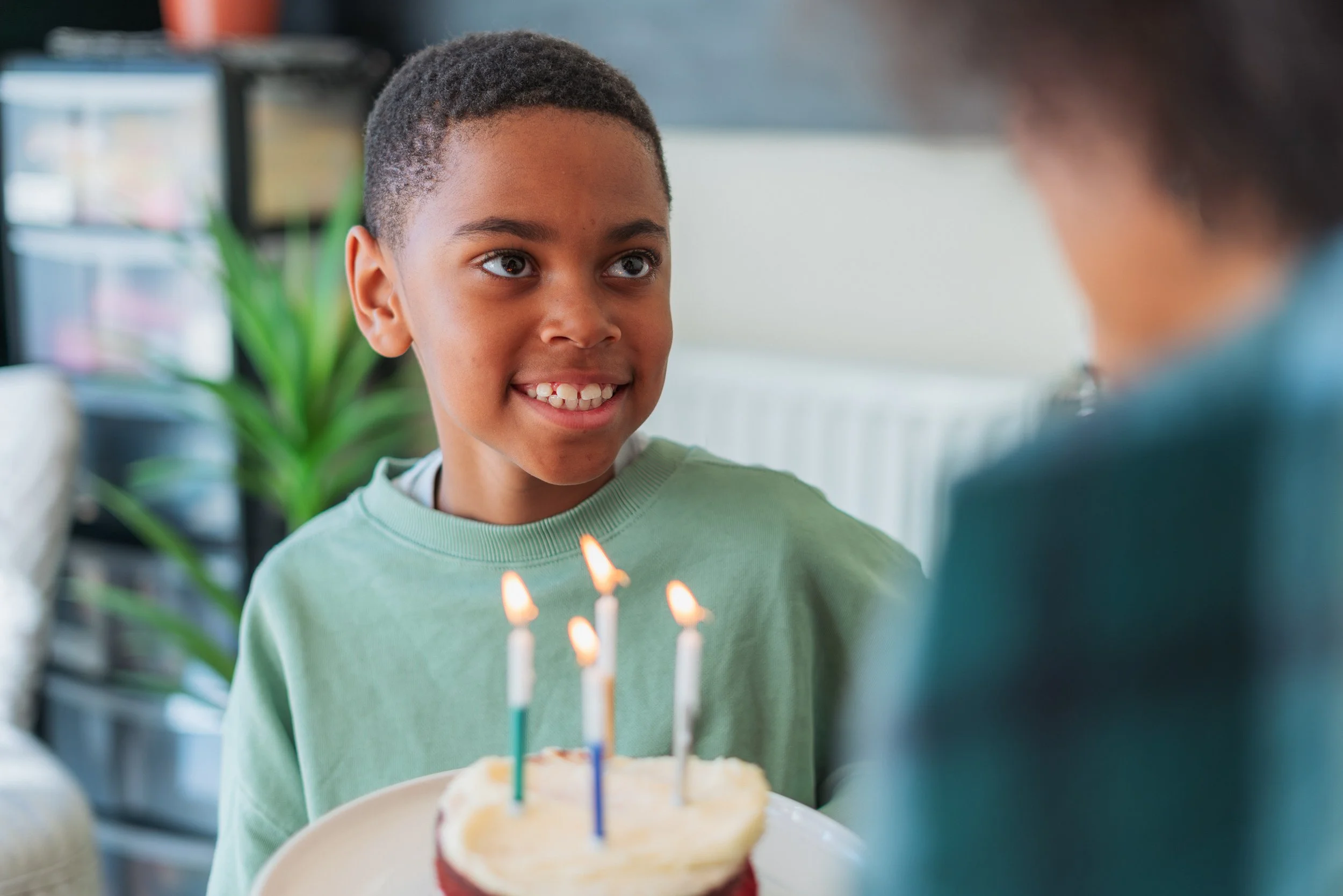 Iko-Ojo-Haruna_child-birthday-cake-close-up.jpg