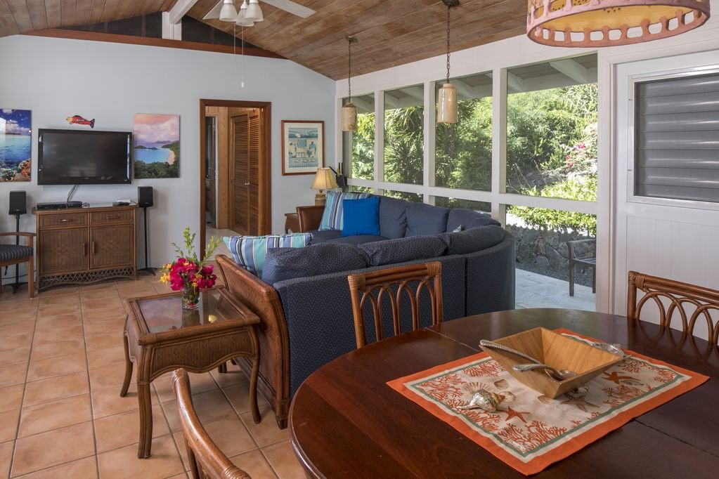 Pictures__Living area.jpg