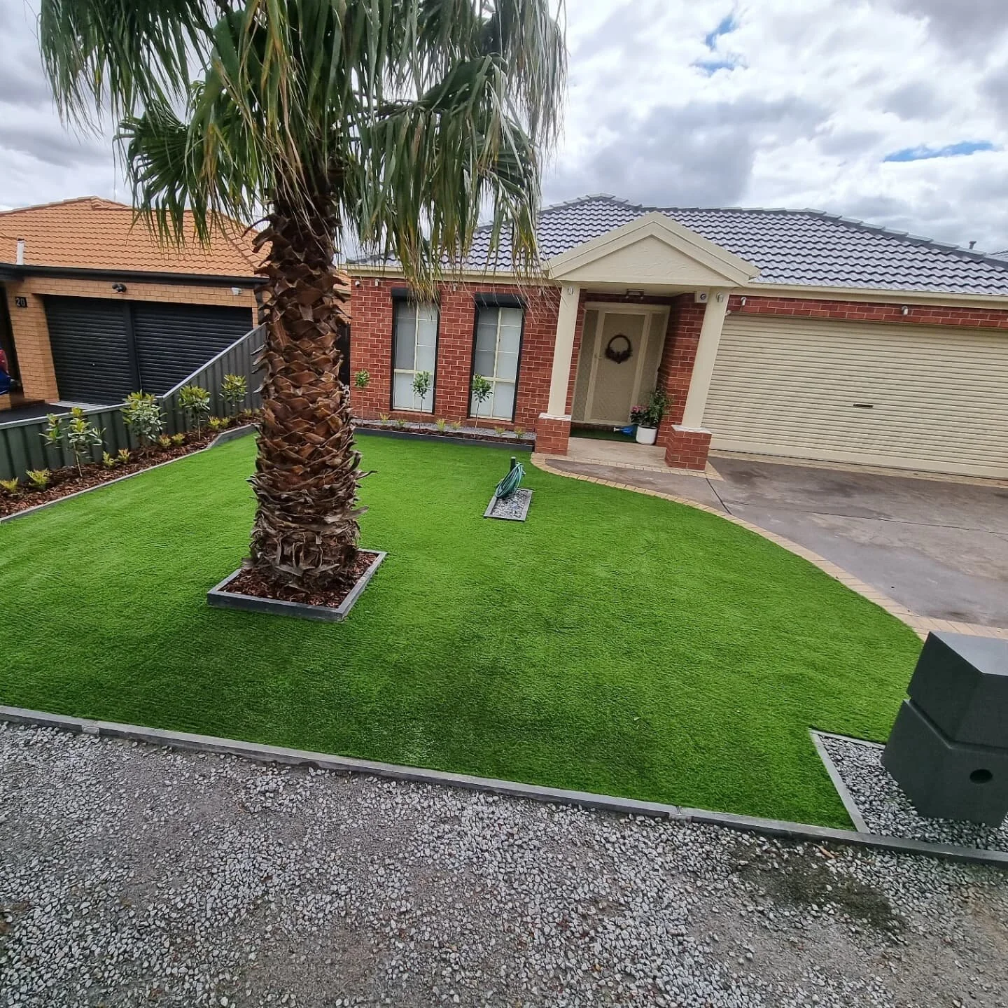 Another great result from the Ozpro team with this amazing transformation. Please scroll through the before and after shots.
=
For all your Landscaping, Gardening and maintenance requirements, DM me via Facebook or Instagram or call 0422 747 099
#lan
