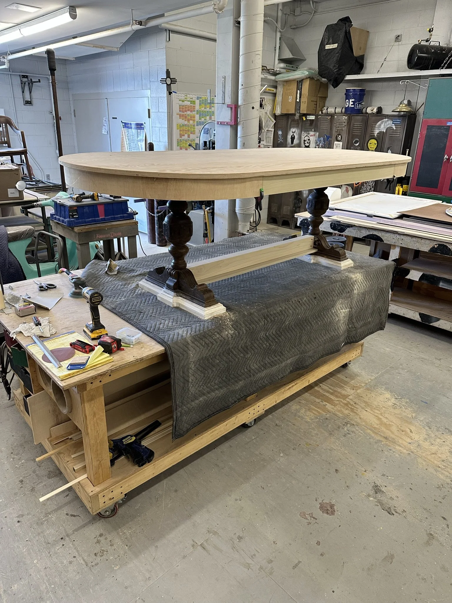 Decorative Oval Table