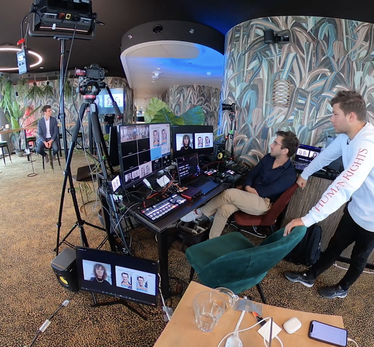Livestream-Regie mit Zuschaltung