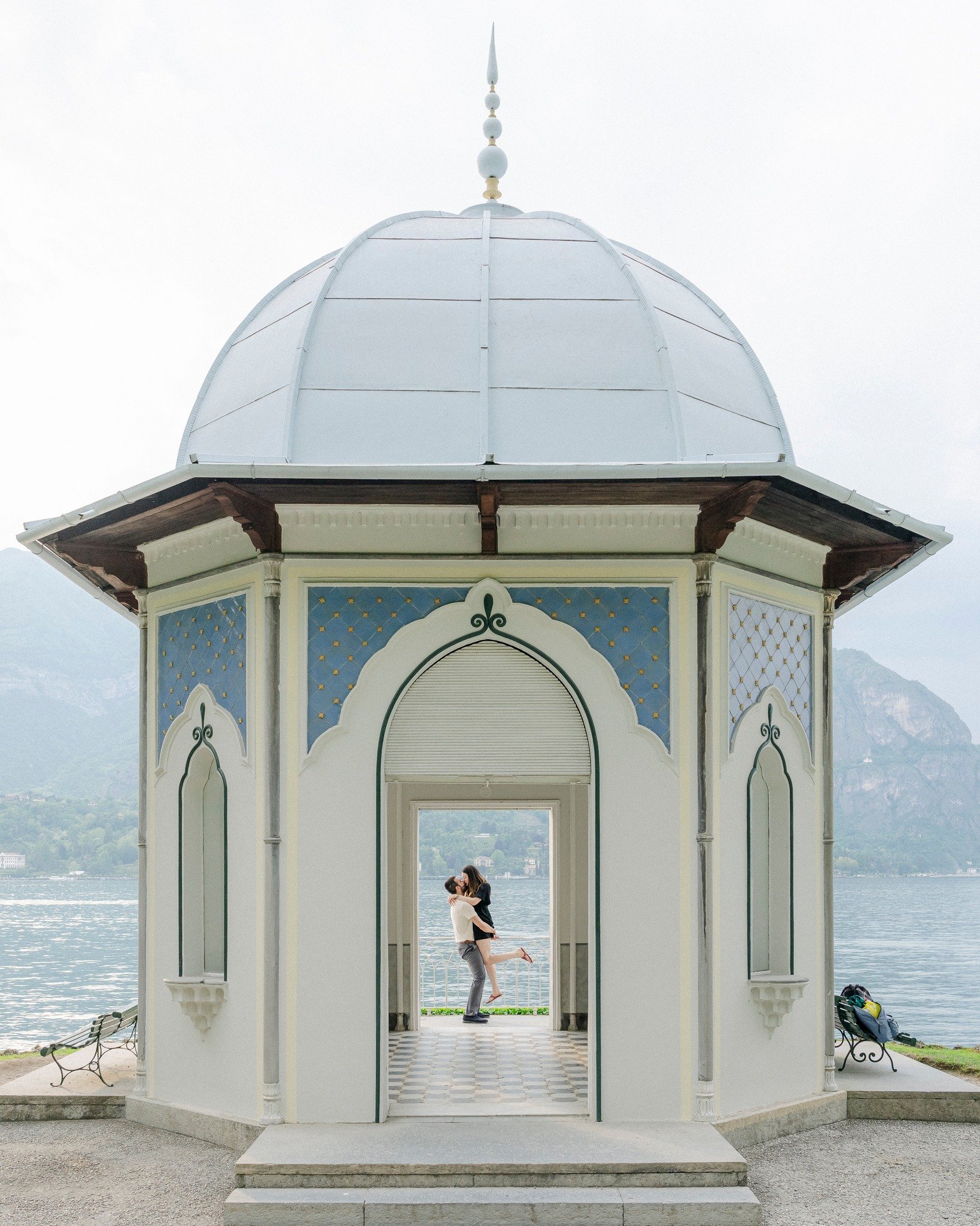 A magical wedding proposal at the enchanting Villa Melzi in Bellagio, Lake Como.
Love is in the air and romance is all around, a picturesque setting and timeless elegance for your unforgettable engagement.

.
..
.
.
.
.
..
.
.
@giardinidivillamelzi 
