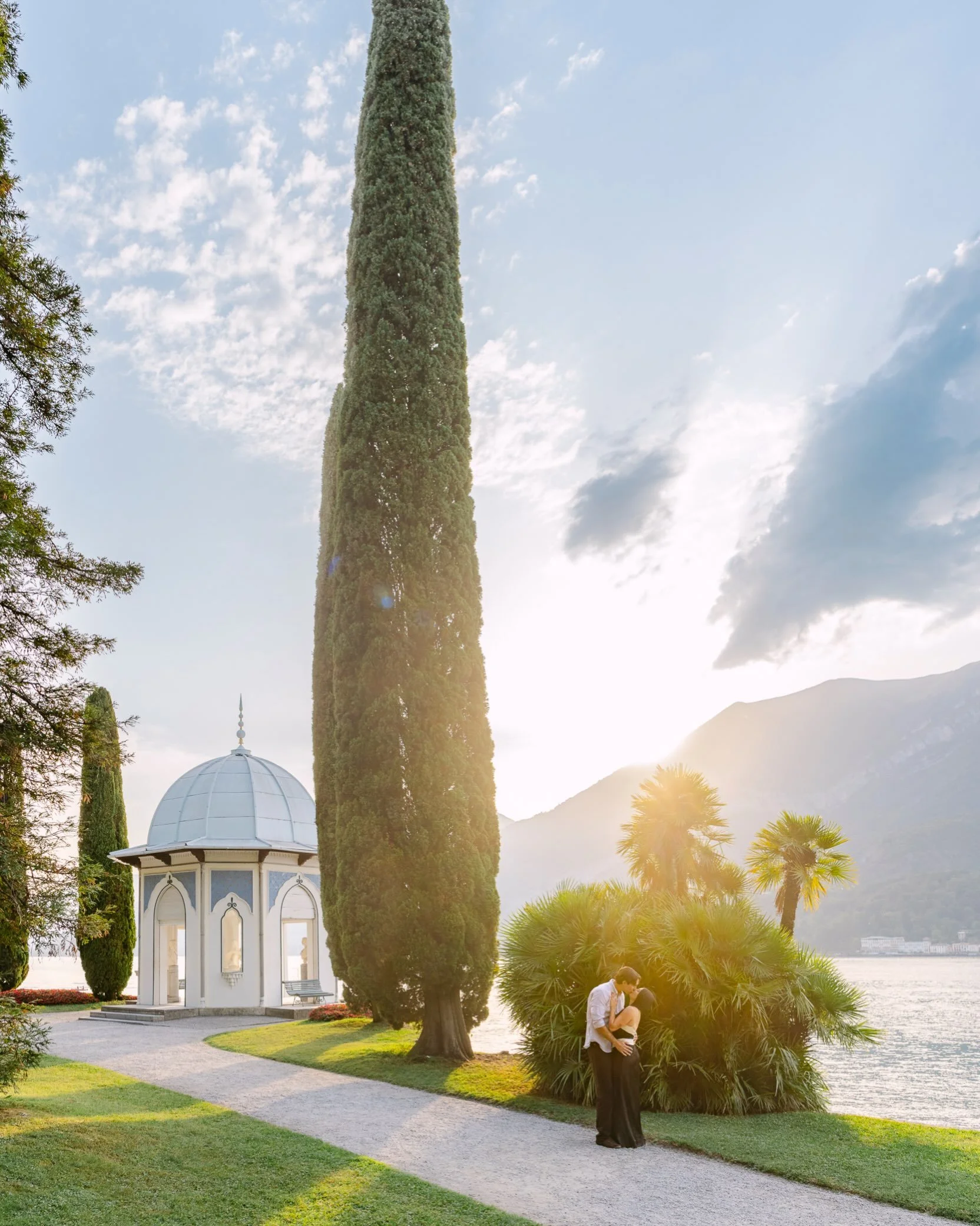 Lake Como proposal photographer. Villa Melzi, Bellagio. Sunset, and the gardens are yours.

Camera shy? I get it, and it&rsquo;s exactly why I&rsquo;m there. I guide you through every moment &mdash; where to walk, when to stop, when to simply hold ea