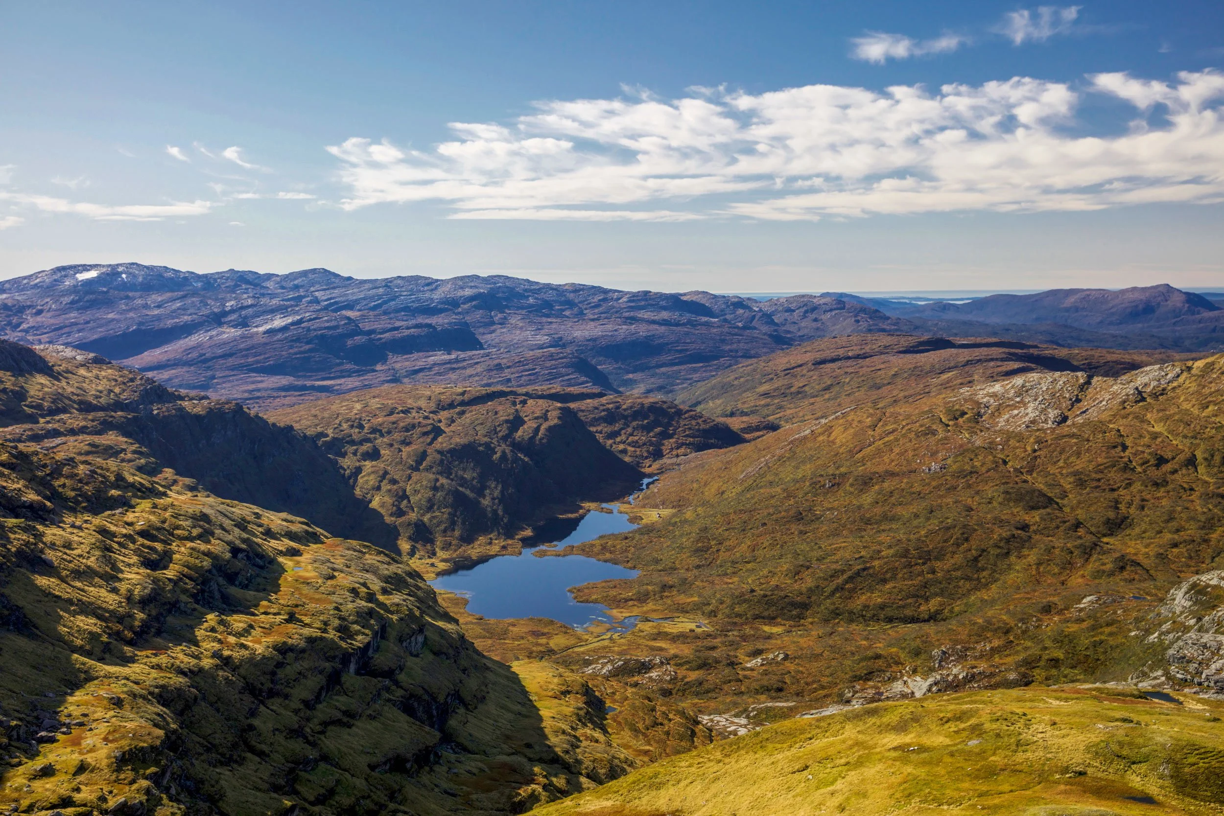 Skeiskvanndalen frå Iendefjell.