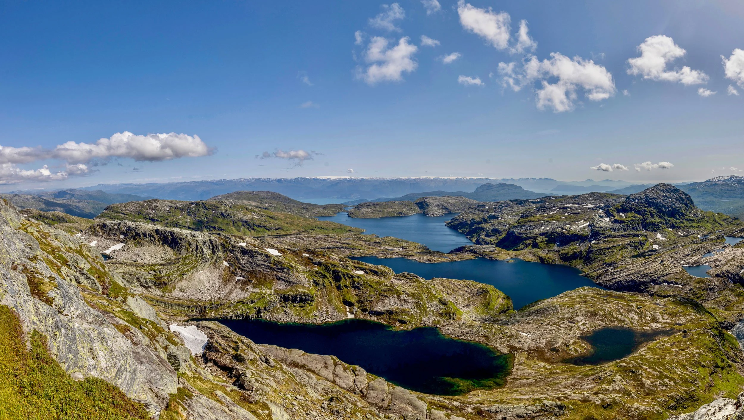 Utsikt frå Sørfuglen.