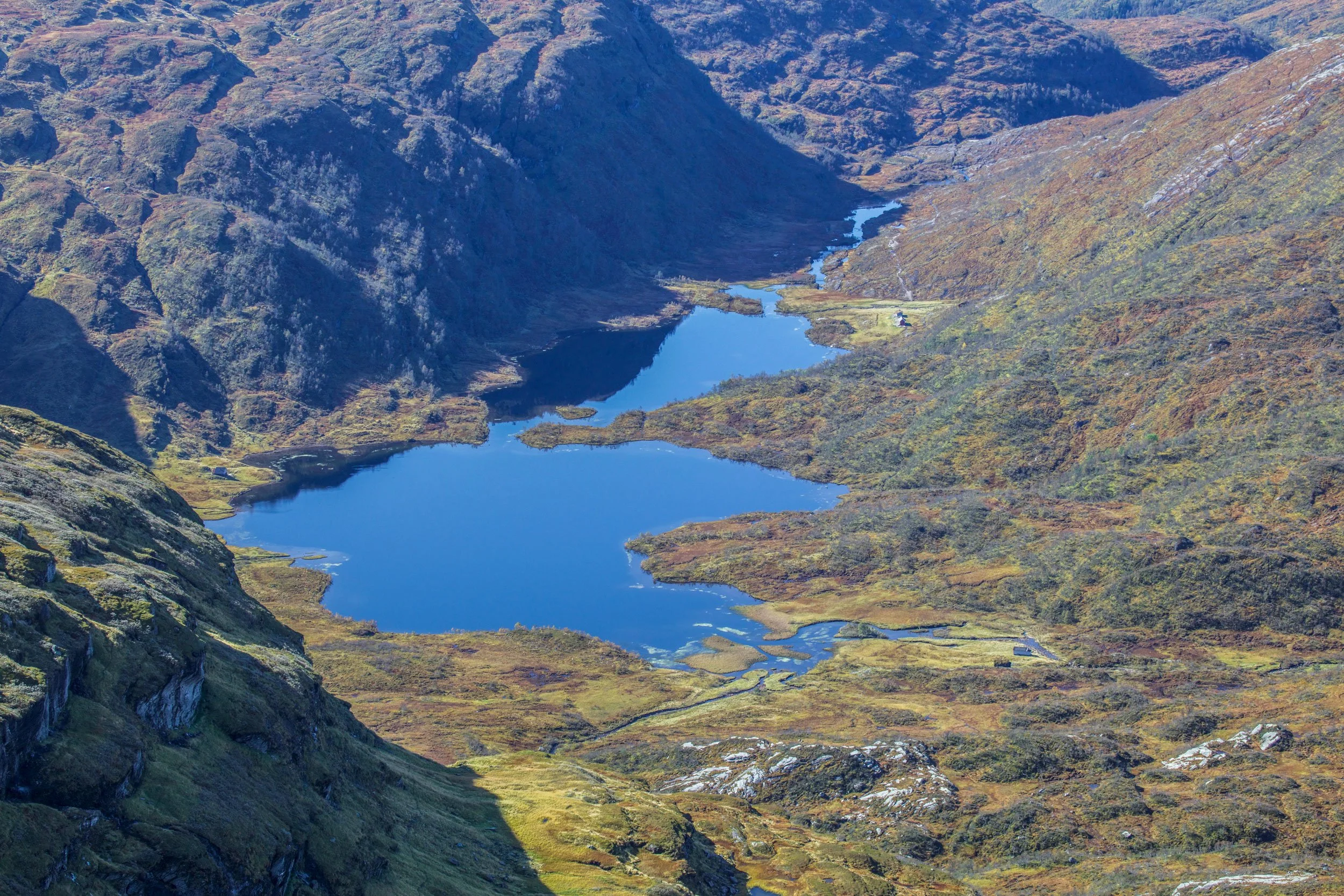 Vatnet i Skeiskvanndalen.