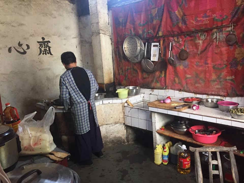 La cuisine du Temple des Cinq immortels