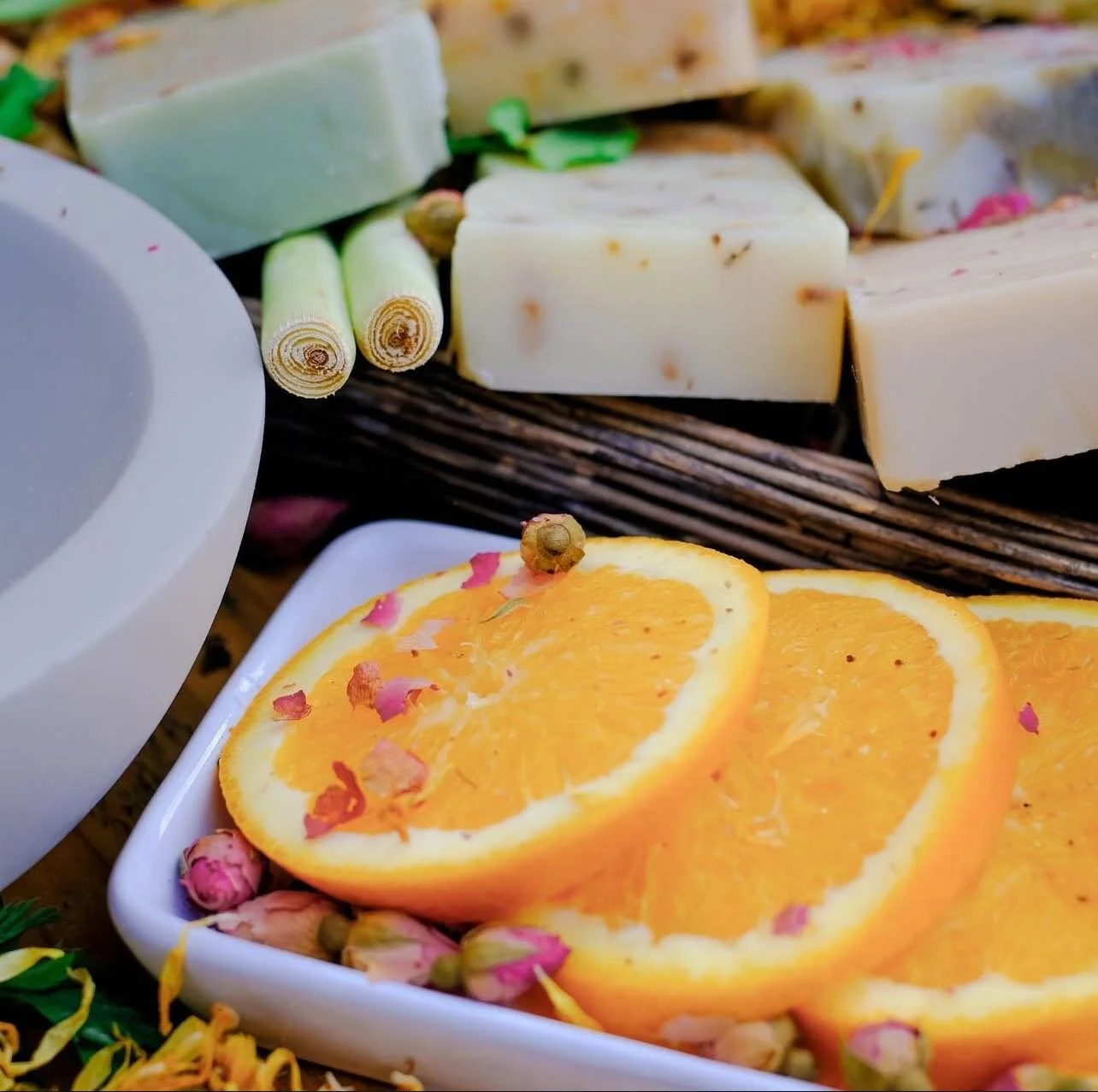 we have always taken great pride in creating a truly plant based product. all the herbs, essences, and plants we utilize offer up great benefits for skin and overall improve the cleansing experience. 

get yours today with 20% off thru 12/1. 

just c