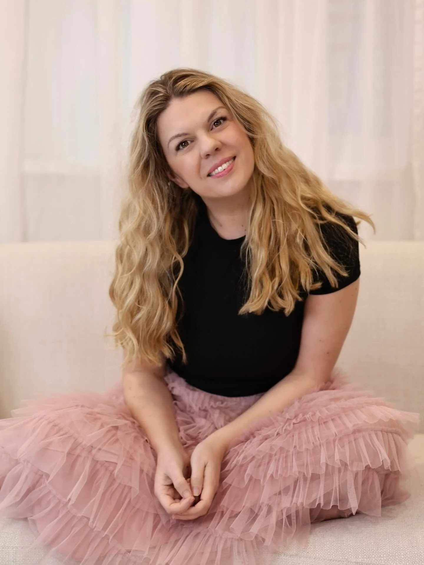 New chapter loading! Absolutely love the photoshoot I did with @maeegency 🩷 Here&rsquo;s a few of my faves but there&rsquo;s so many more!