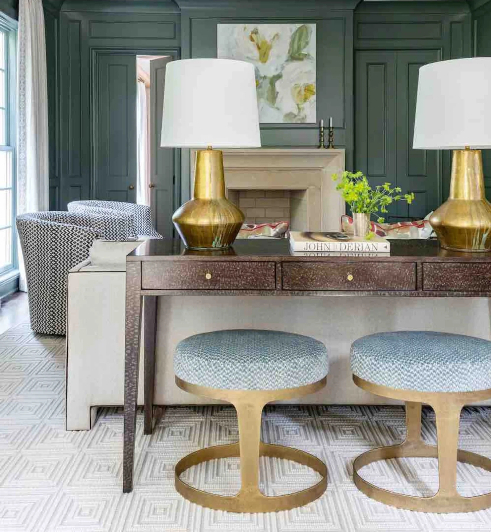 Image courtesy of Shain Gallery | Four Story Interiors