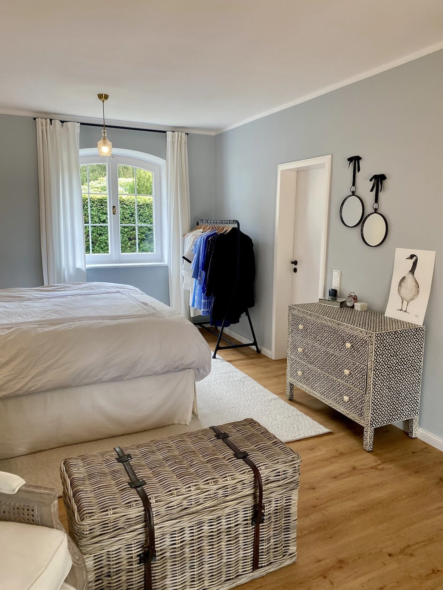 blue bedroom in country and grandmilennial style.jpeg