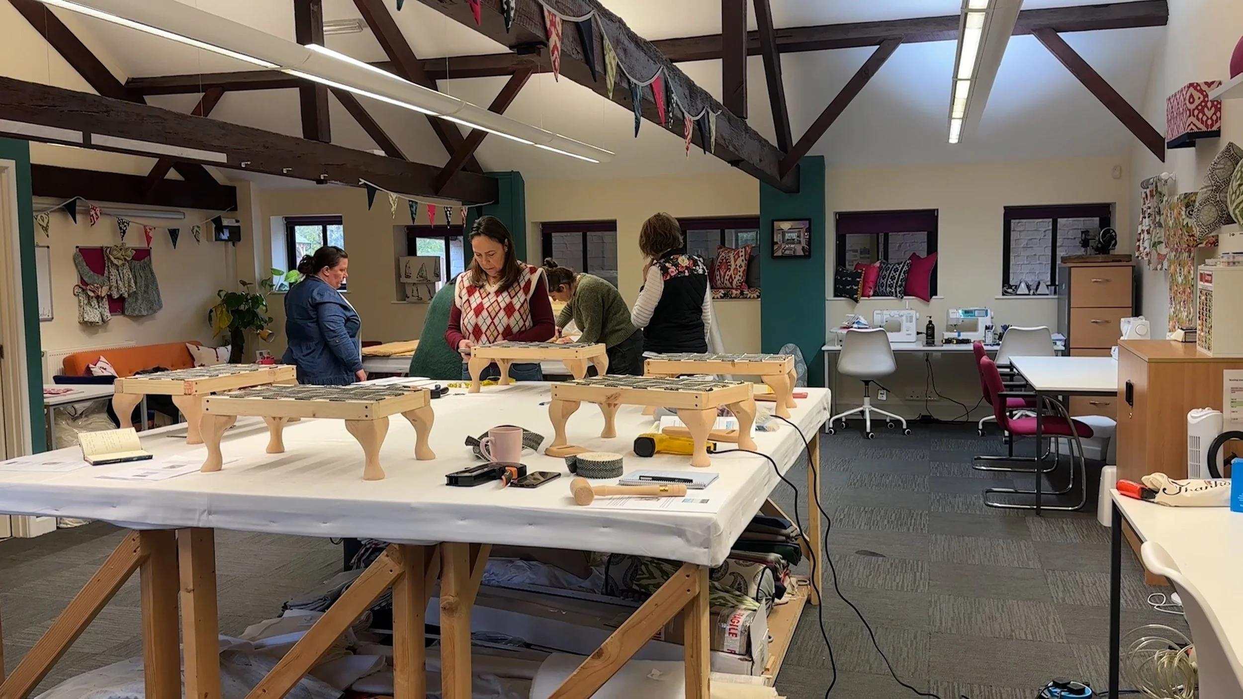 Stool-making workshop at the cotswolds