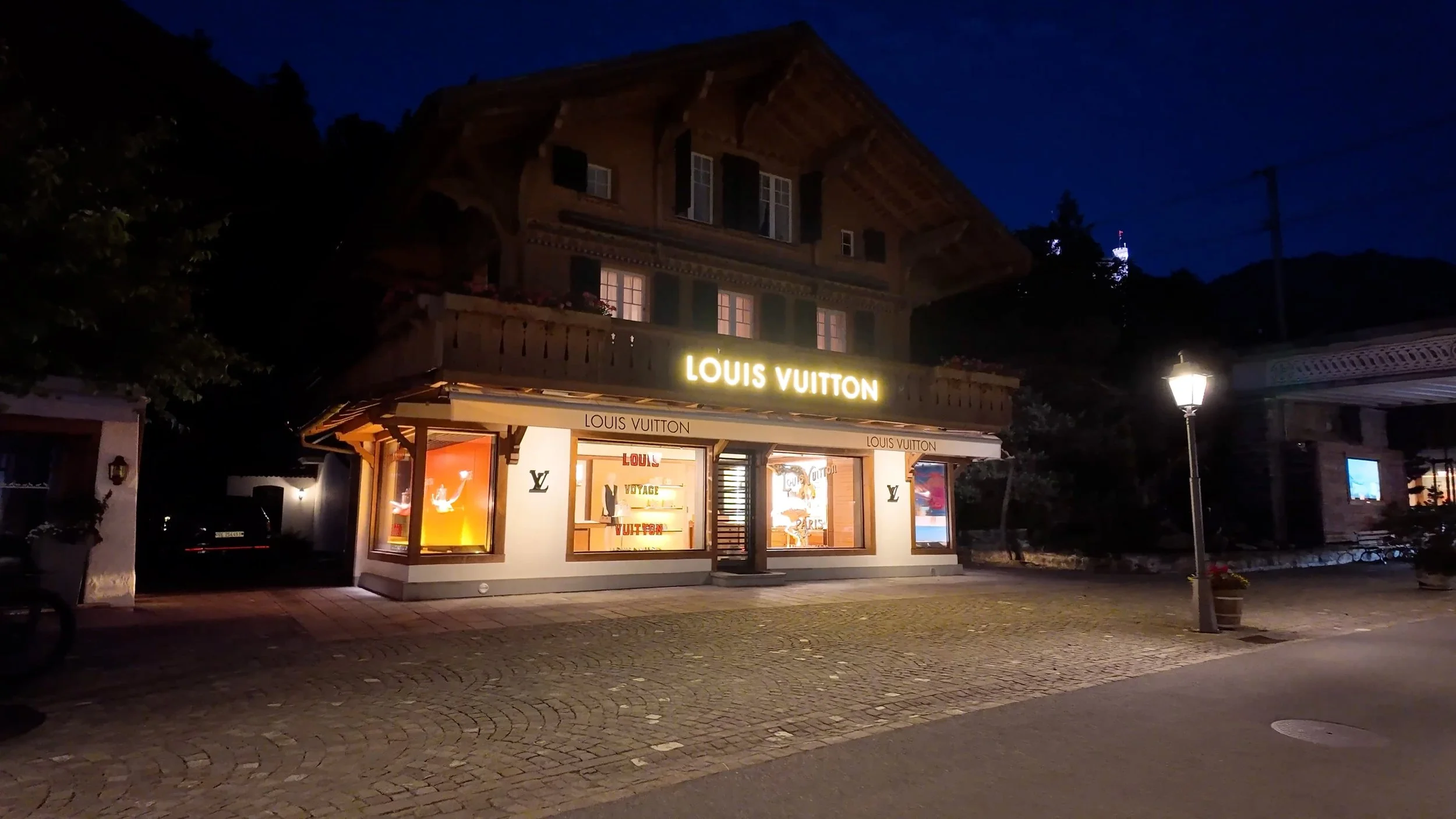 Louis Vuitton Gstaad