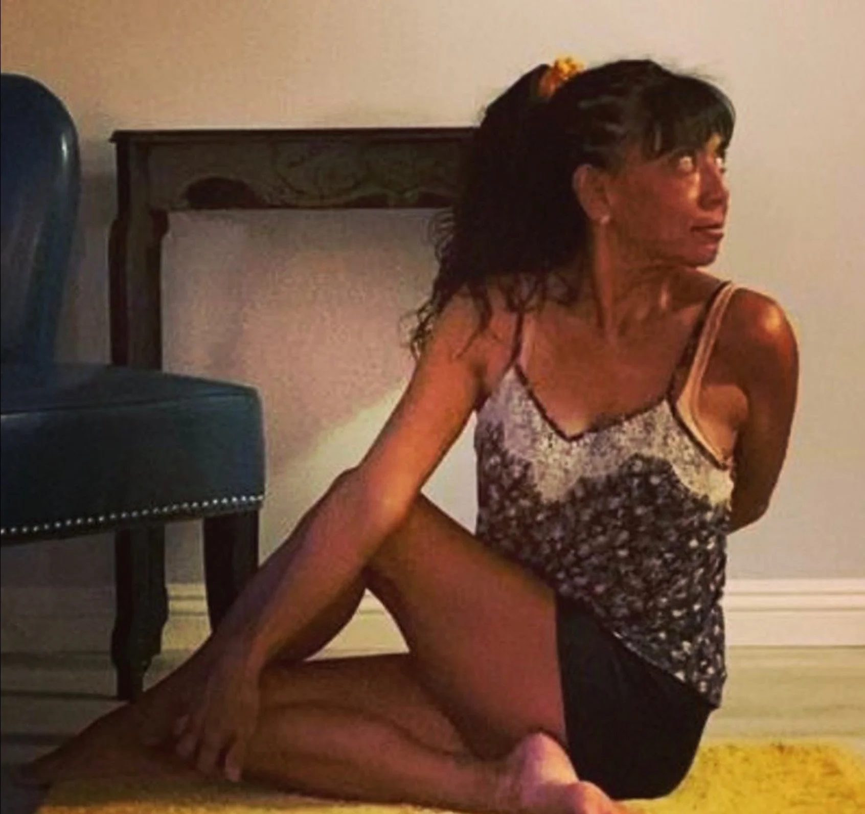 Bikram Essentials: Mini Posture Sessions + Class