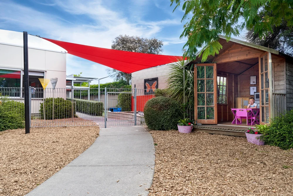  From 6 months old — Lumsden Kindergarten Motiv 