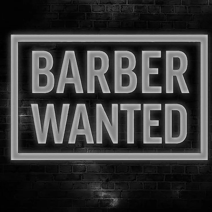 Swipe ➡️
***excited to announce a 2nd location will soon be opening!!!
***8 New stations will be available***
If anyone is interested please send us a message or reach out to any of the barbers
Thank you to all who had supported!!!! 🙏🏽 

#DallasBar