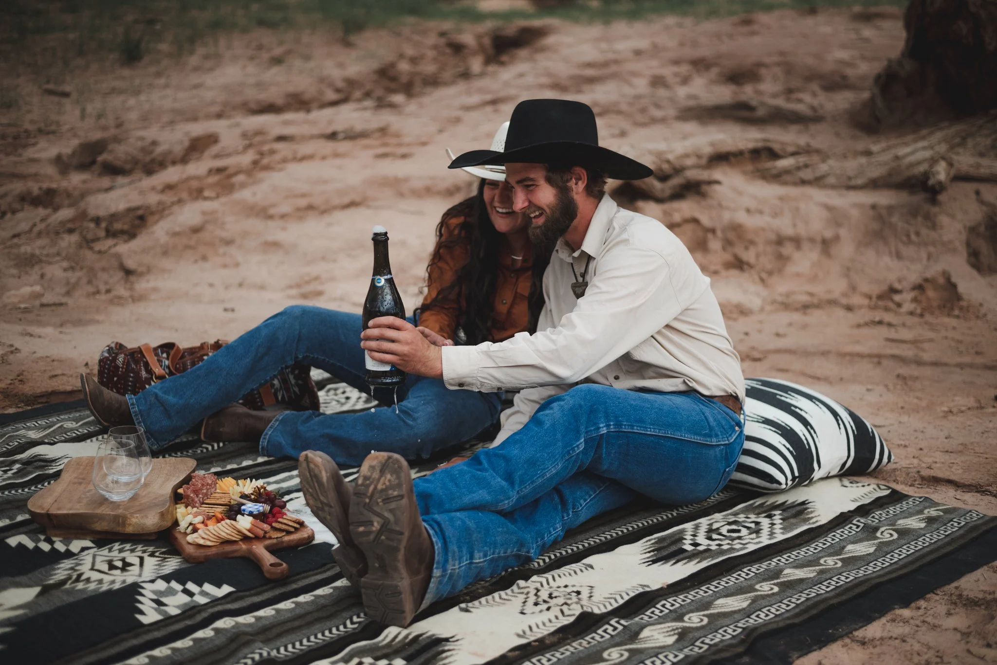 southern utah photography couples photography utah photographer intimate couples photoshoot travel photographer elopement photographer couples photography adventure photography zion national park zion national park southern utah -34.jpg