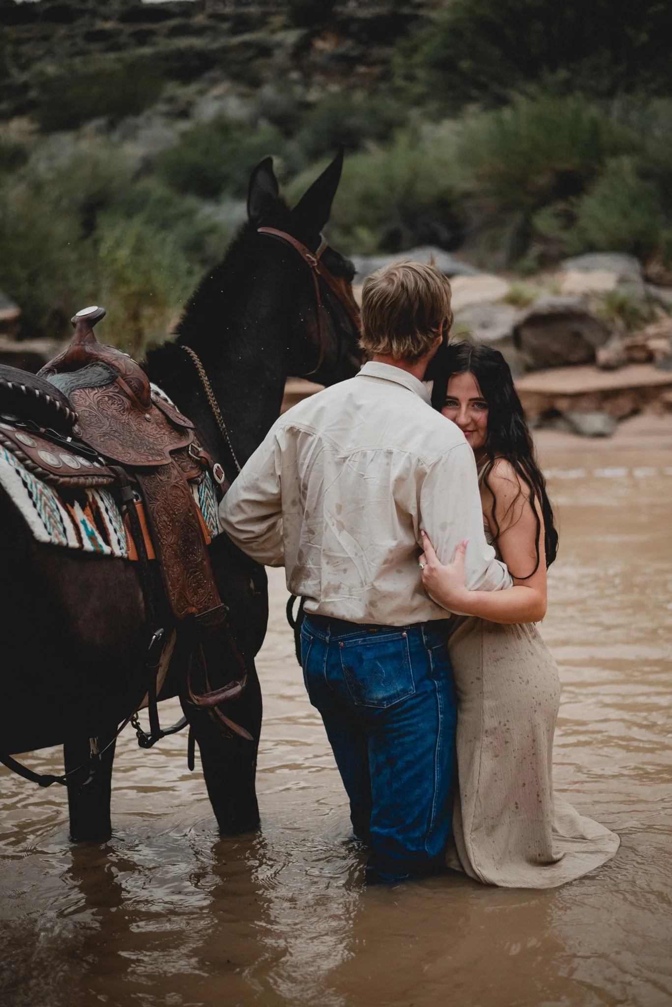 southern utah photography couples photography utah photographer intimate couples photoshoot travel photographer elopement photographer couples photography adventure photography zion national park zion national park southern utah -41.jpg
