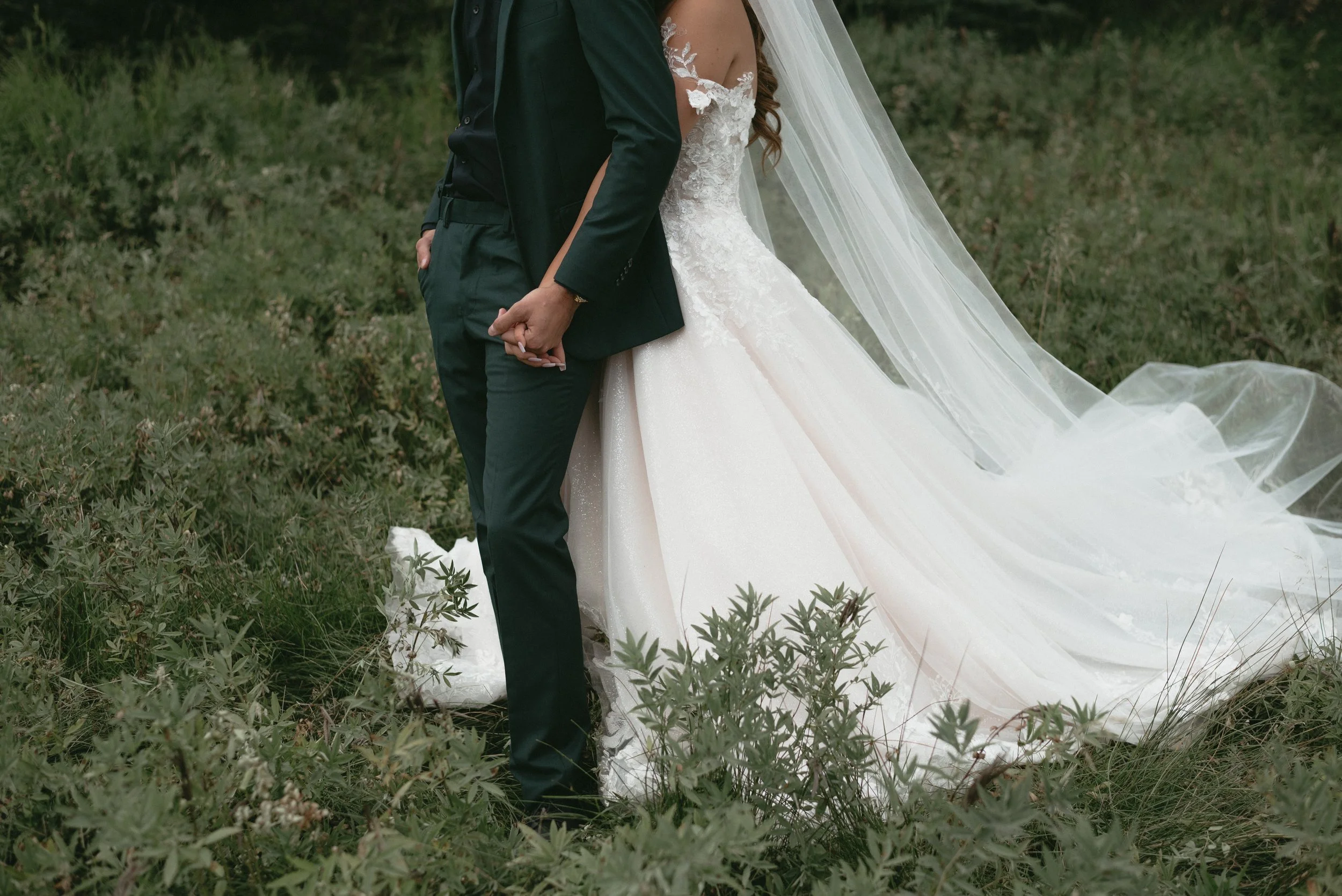 Dakota + Chey Wedding - Website-3.jpg