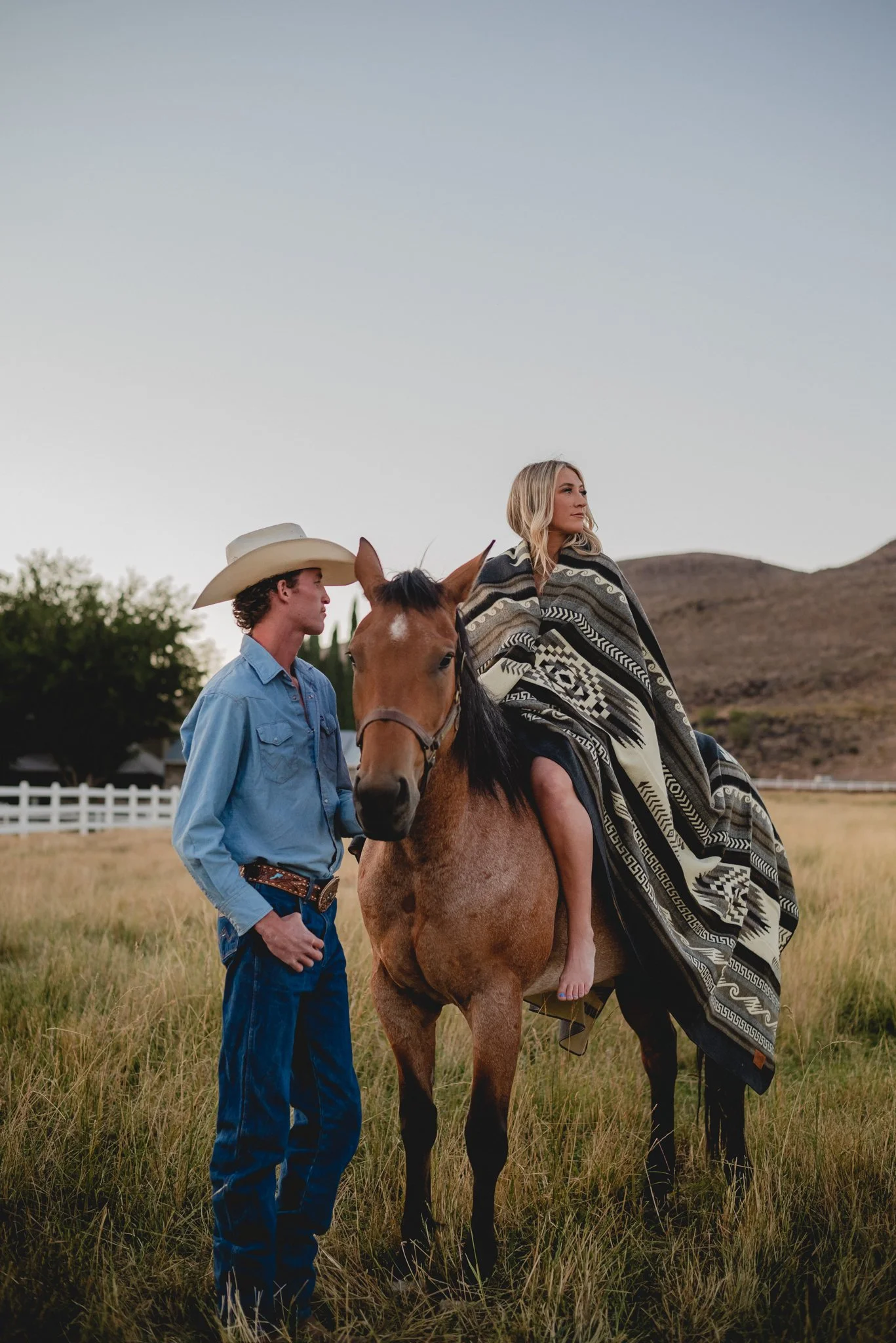 southern utah photography couples photography utah photographer intimate couples photoshoot travel photographer elopement photographer couples photography adventure photography zion national park zion national park southern utah -17.jpg