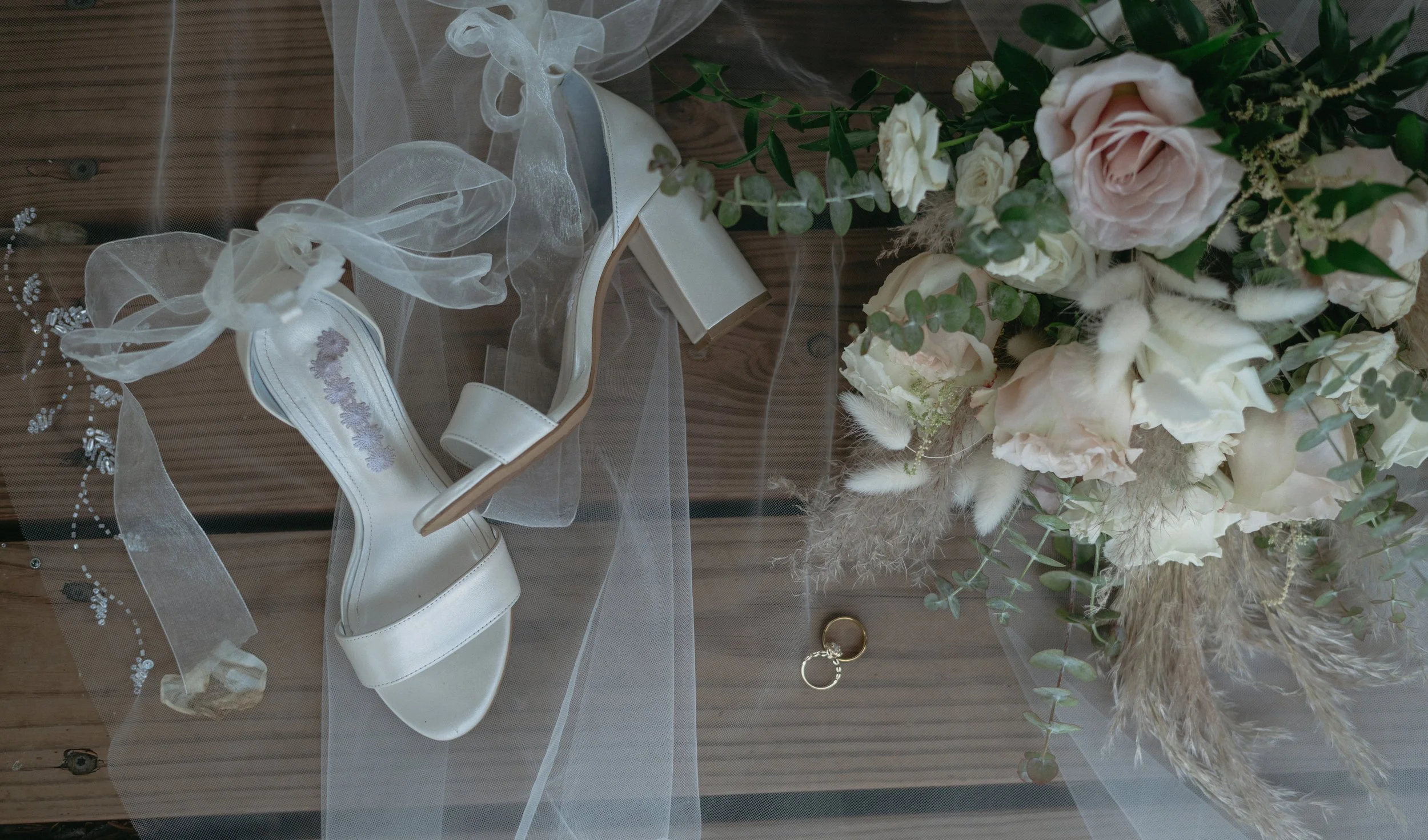 Dakota + Chey Wedding - Website-5.jpg