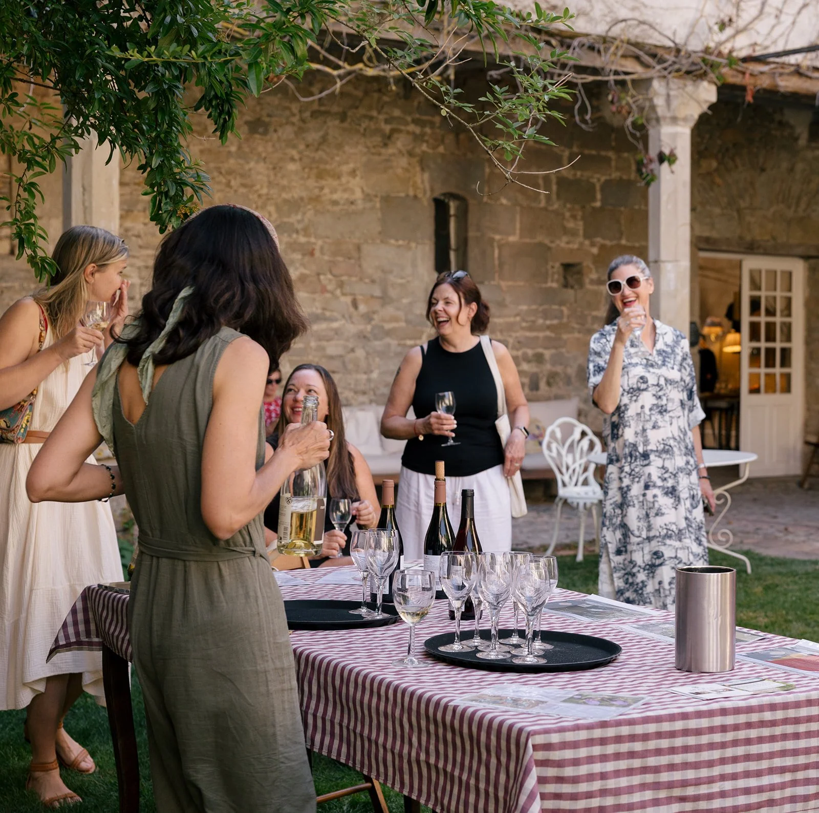 Enjoying some drinks at a château.