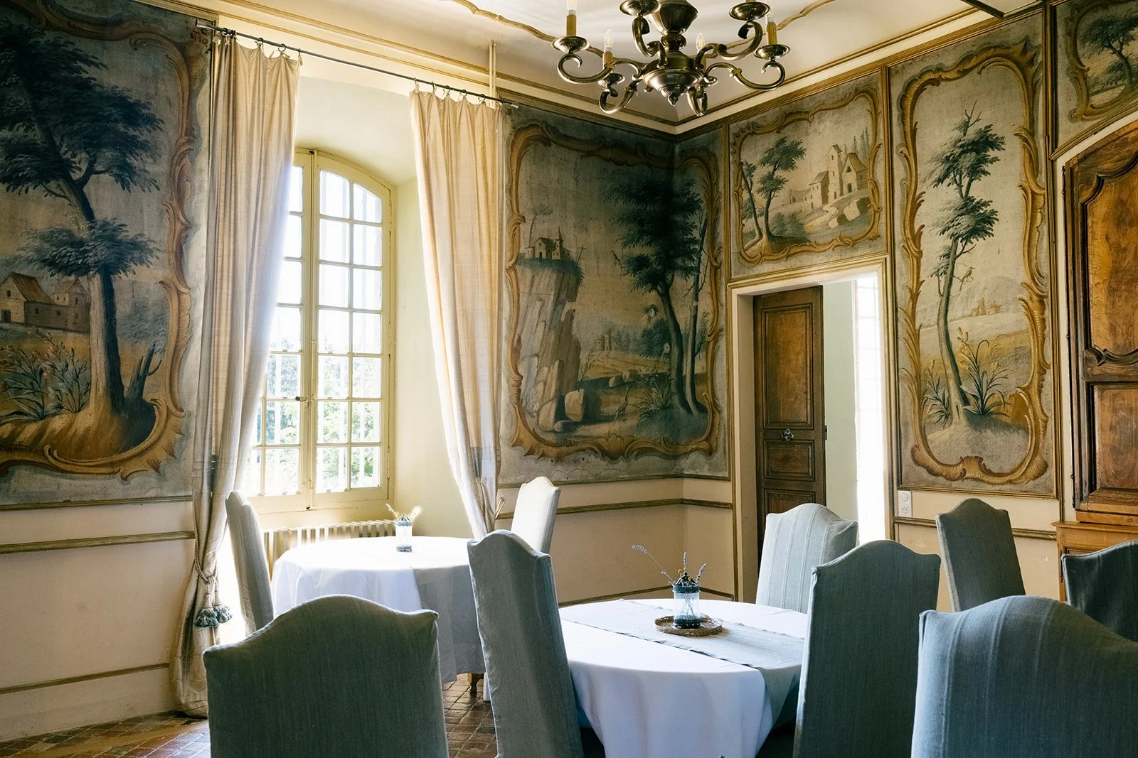 Cozy dining room in a château.