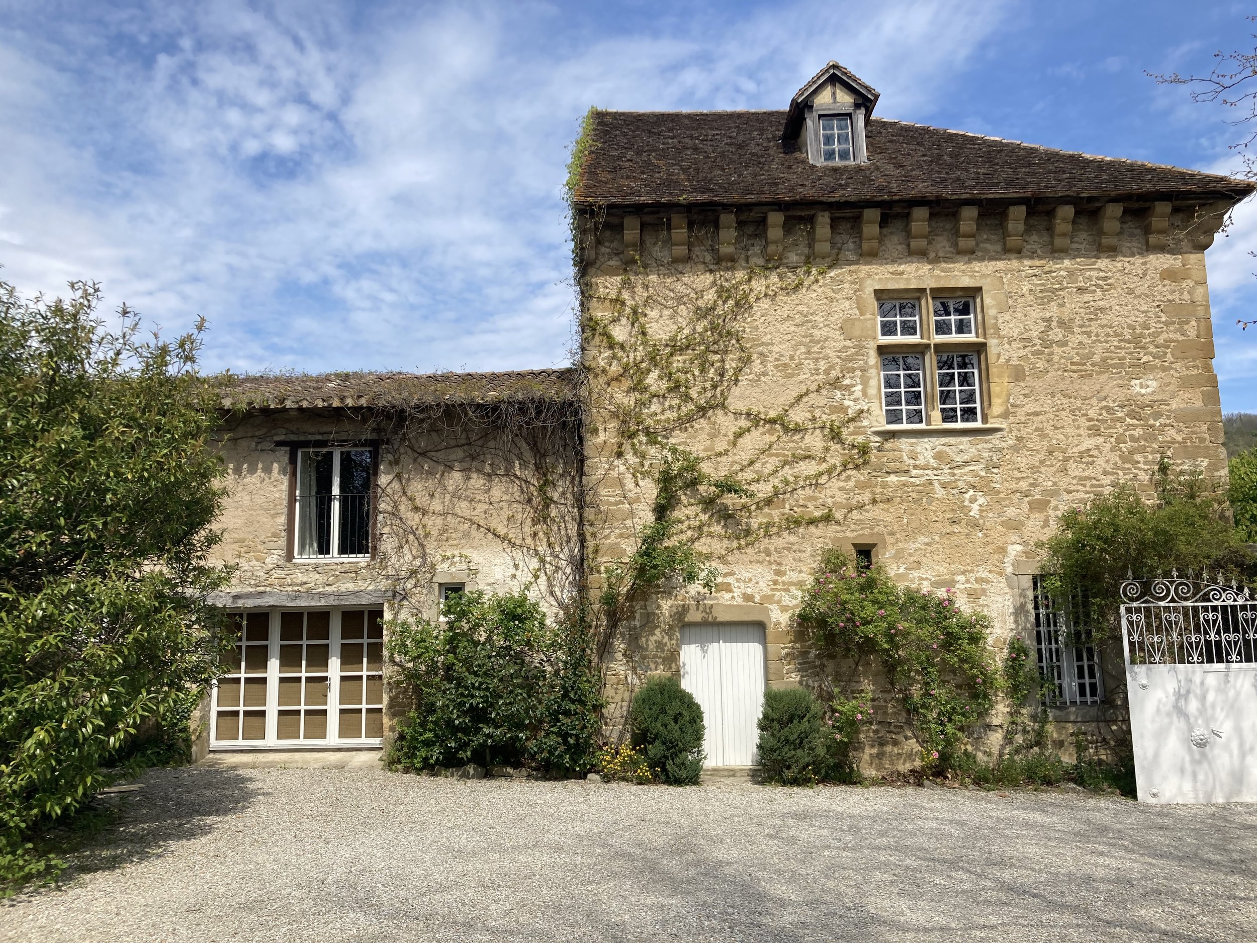 Gatehouse out.jpg