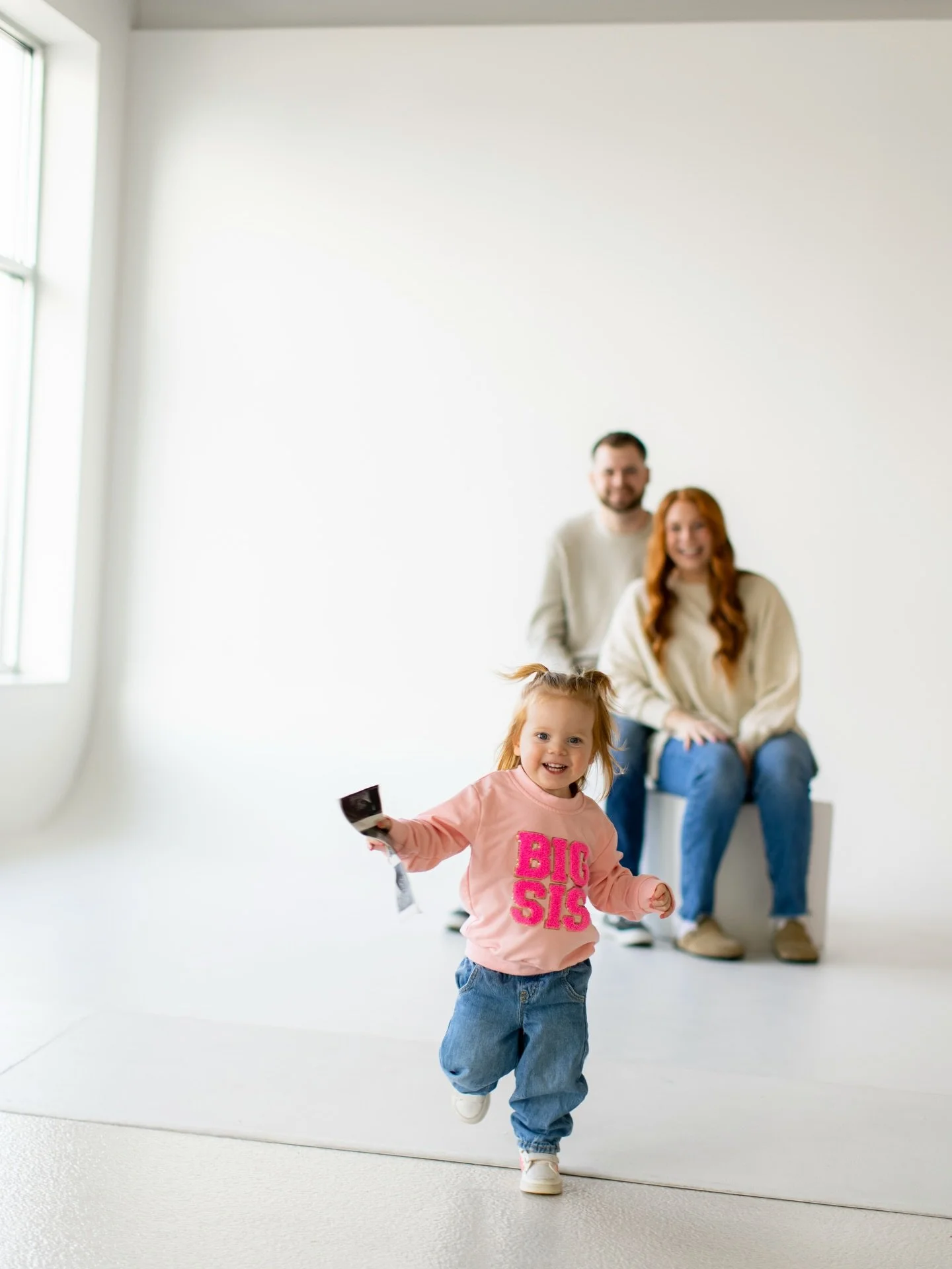 Iyla is upgrading to Big Sis 🤍🤍

@_katekirkebak