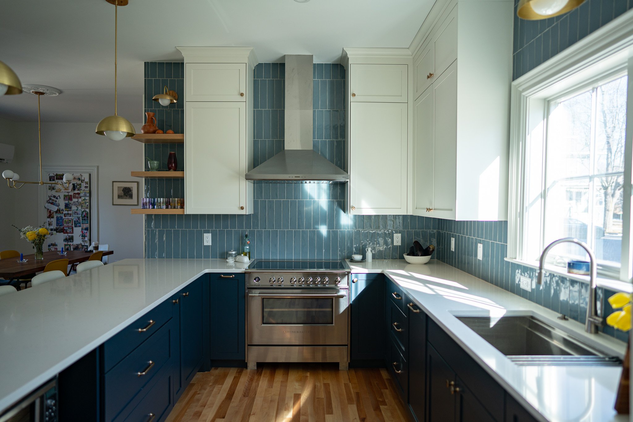 Form follows function&mdash;especially in the kitchen.

Before cabinets, colors, or finishes&mdash;your kitchen needs to function.

U-shape: maximum storage and efficiency
L-shape: open, flexible, great for flow
Galley: streamlined and highly functio