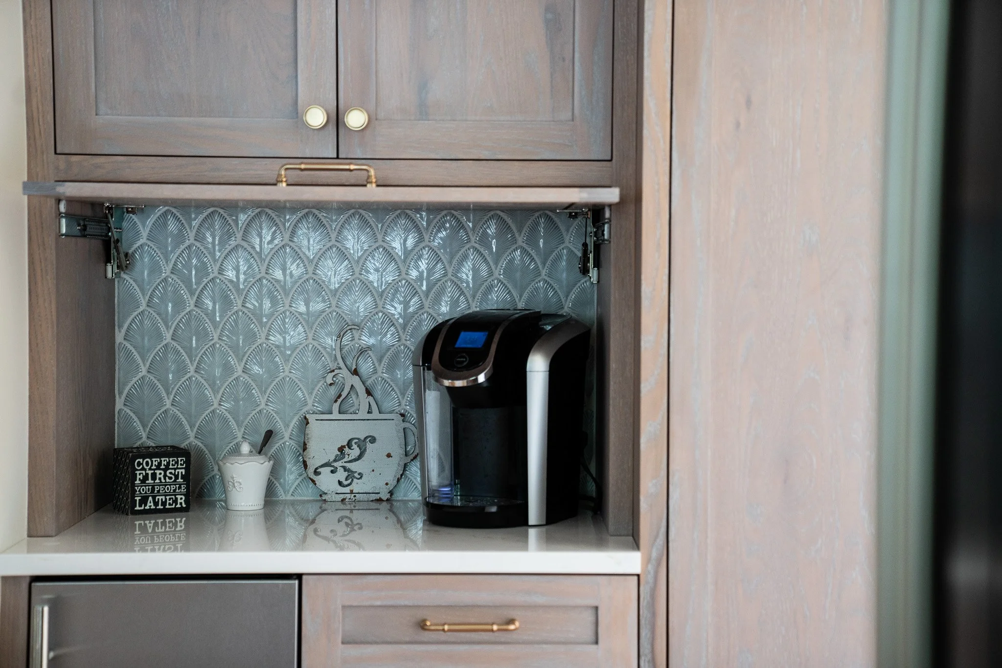 Farmhouse kitchen design in scarborough Maine