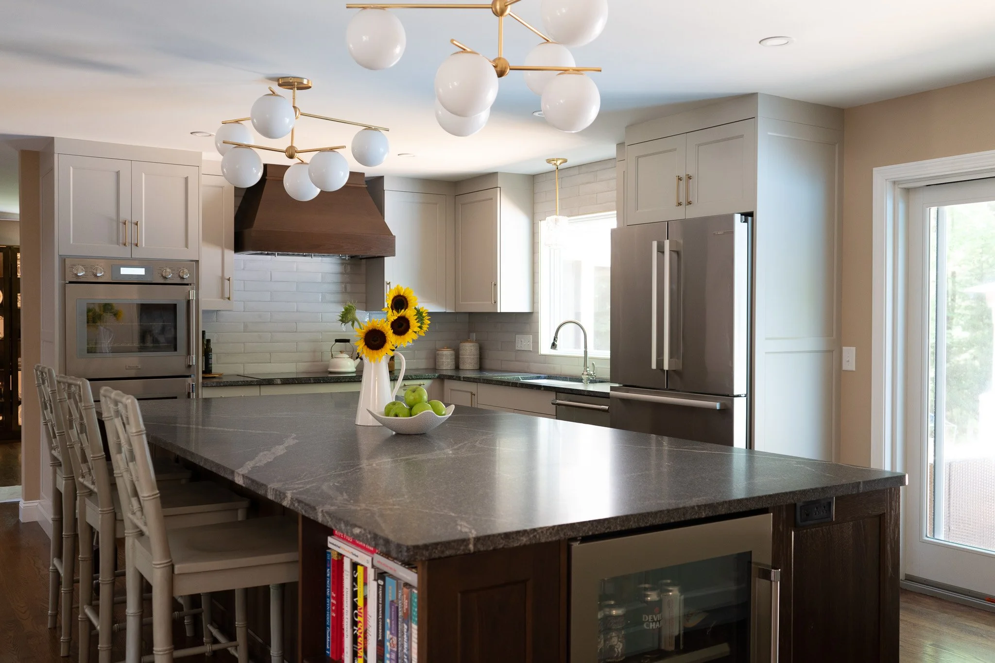 Kitchen design with granite countertops in Scarborough, Maine