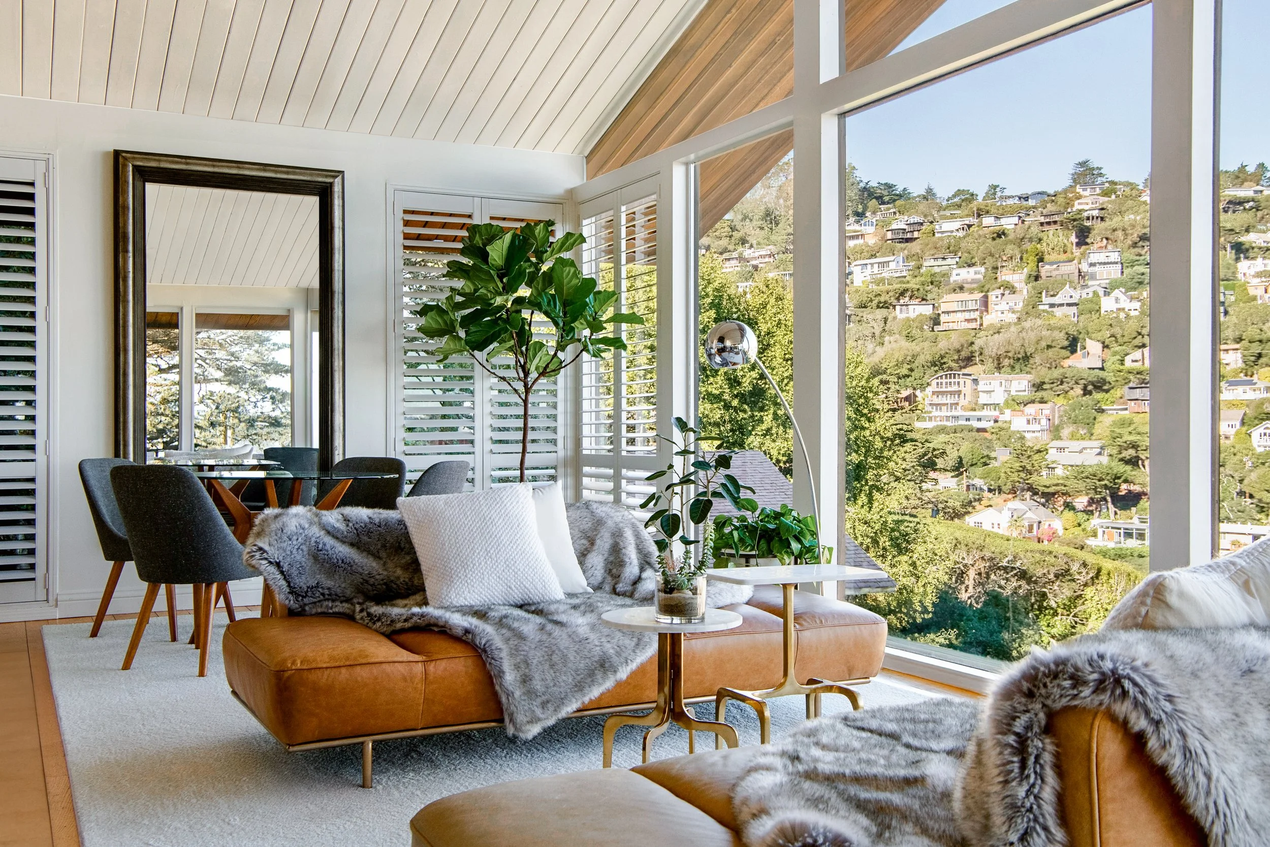 Sausalito Living West.jpg